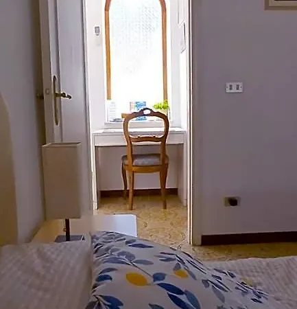 Dei Fiori Alojamento de Acomodação e Pequeno-almoço 3*