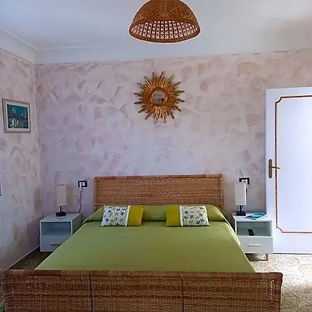 Dei Fiori Alojamento de Acomodação e Pequeno-almoço 3*
