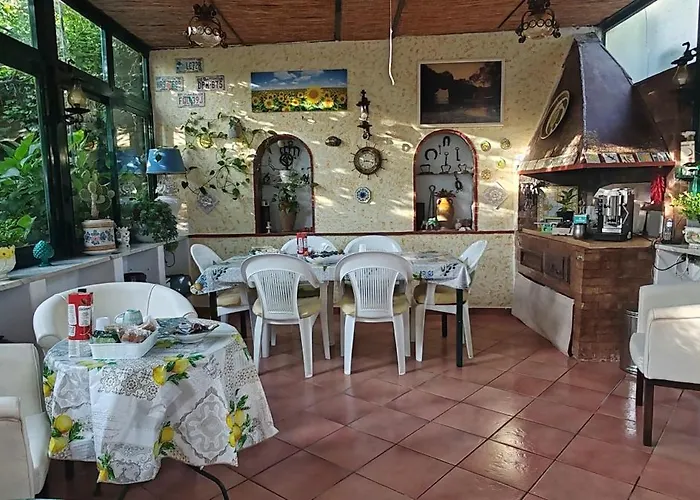 Dei Fiori Bed & Breakfast 3*